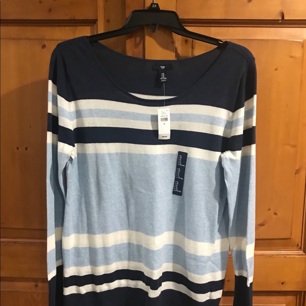 NWT long sleeve blue/white/navy sweater XL